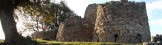 Nuraghe Adoni - (Villanova Tulo)